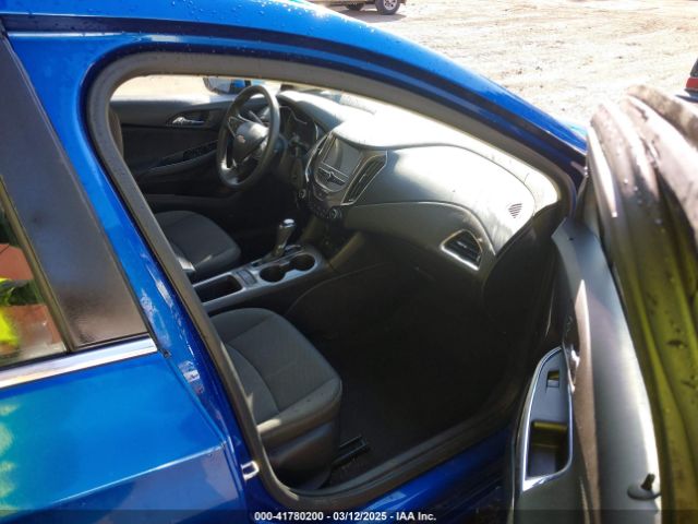 1G1BE5SM3H7210773 Chevrolet Cruze Lt Auto