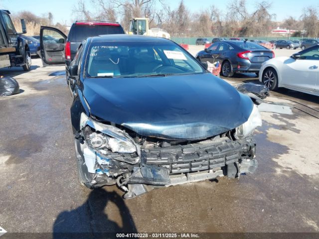 4T1BD1FK8FU172673 Toyota Camry Hybrid Le