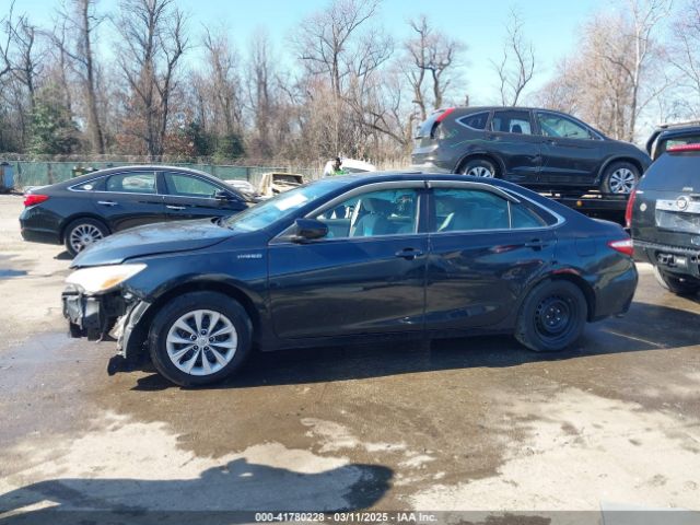 4T1BD1FK8FU172673 Toyota Camry Hybrid Le