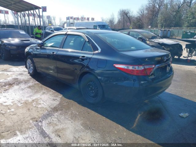 4T1BD1FK8FU172673 Toyota Camry Hybrid Le