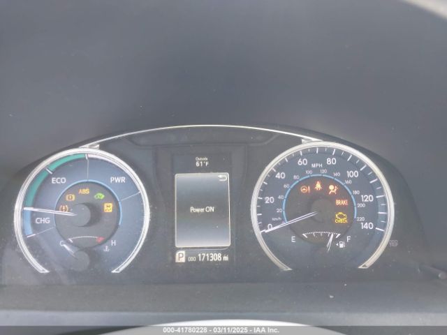 4T1BD1FK8FU172673 Toyota Camry Hybrid Le