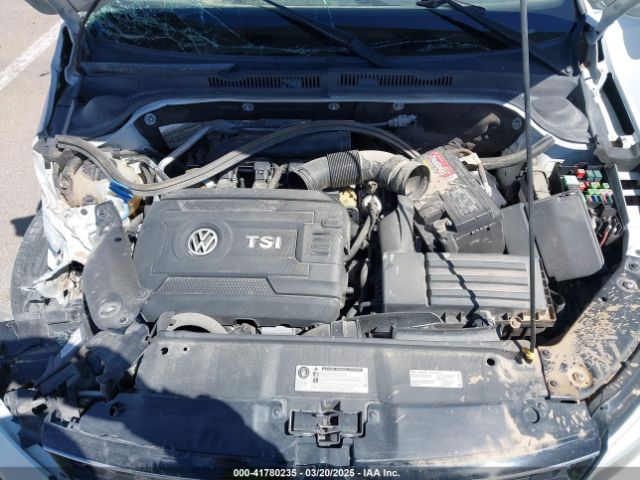 3VW4T7AJXHM352680 Volkswagen JETTA GLI