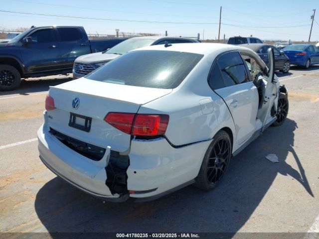 3VW4T7AJXHM352680 Volkswagen JETTA GLI