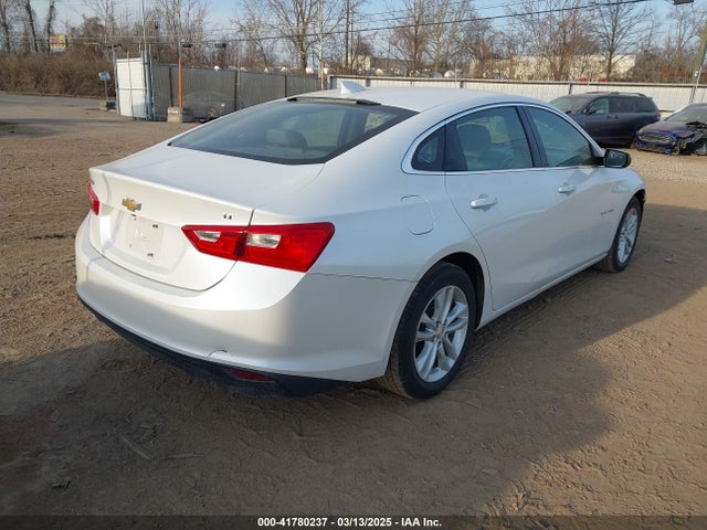 1G1ZE5ST2HF122373 Chevrolet MALIBU 1LT