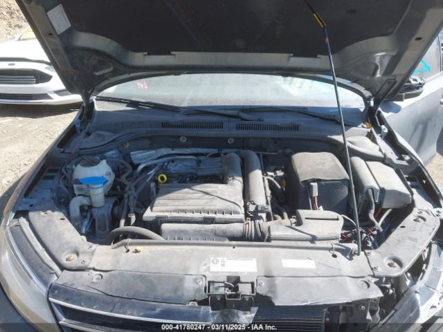 3VWD67AJ5GM396639 Volkswagen Jetta 1.4t Se