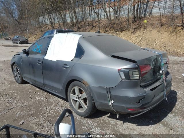 3VWD67AJ5GM396639 Volkswagen Jetta 1.4t Se