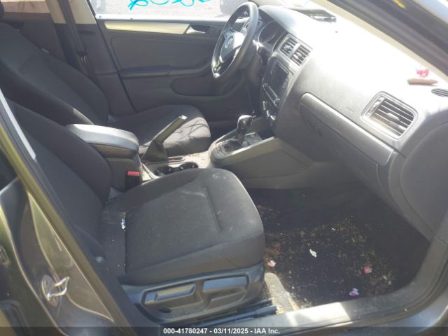 3VWD67AJ5GM396639 Volkswagen Jetta 1.4t Se