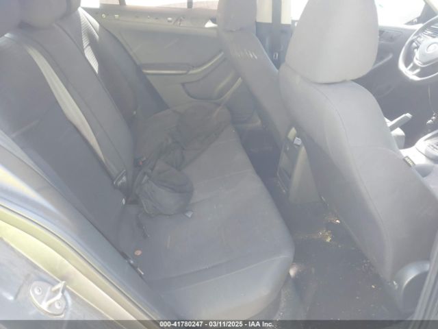 3VWD67AJ5GM396639 Volkswagen Jetta 1.4t Se