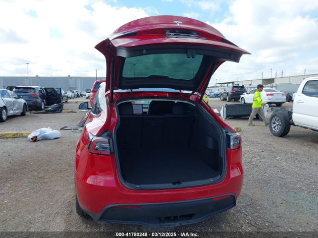 5YJYGDEE9LF009957 Tesla Model Y Long Range Dual Motor All-wheel Drive