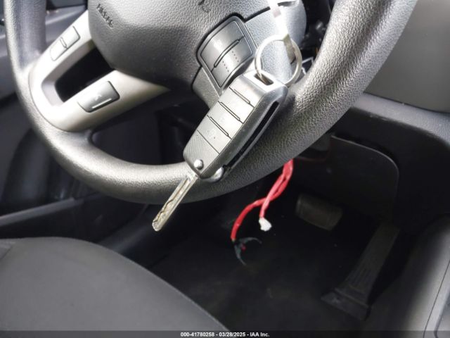 KNDPB3AC8G7809430 KIA Sportage Lx