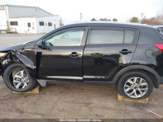KNDPB3AC8G7809430 KIA Sportage Lx