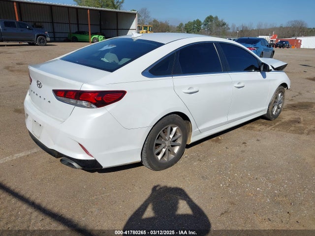 5NPE24AF0JH602718 Hyundai SONATA SE