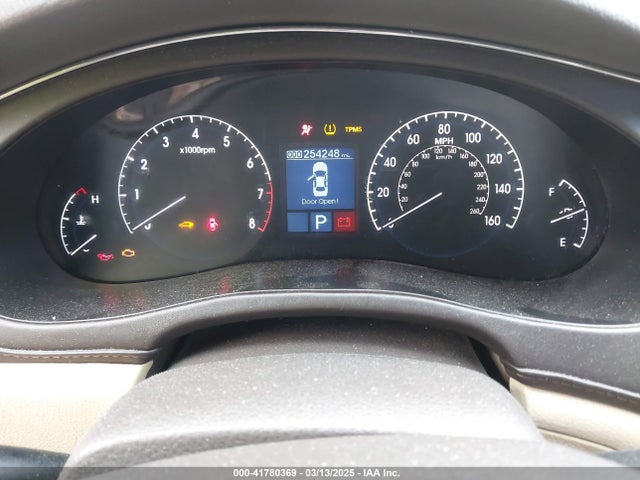 Aukcja sprzedaży 2011 Hyundai Genesis 3.8, vin: KMHGC4DE8BU139271, numer aukcji: 41780369