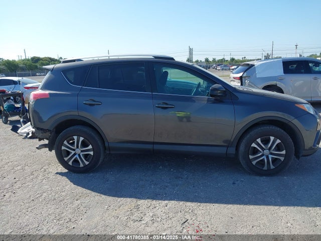 Toyota RAV4 LE 2016 2T3BFREV6GW423557 Image 14