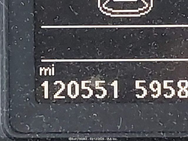 WVGAV7AXXGW552585 Volkswagen TIGUAN SE