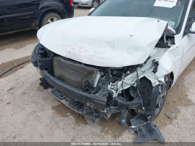 5NPLP4AG4MH017887 Hyundai Elantra Limited
