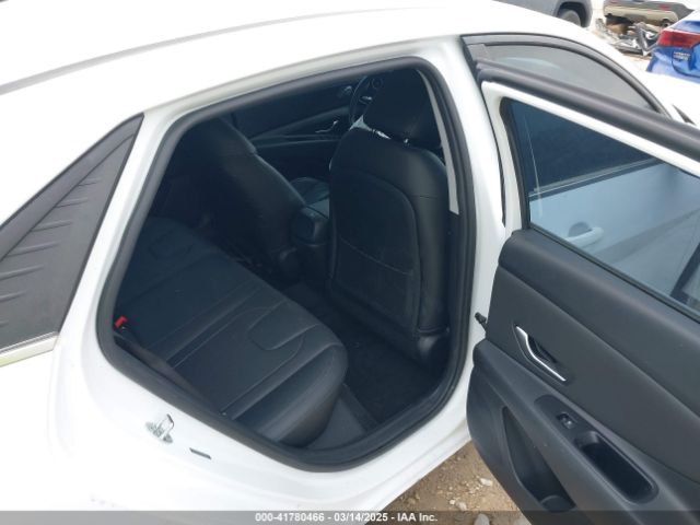 5NPLP4AG4MH017887 Hyundai Elantra Limited