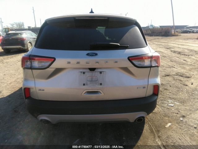 1FMCU9G63LUC14845 Ford ESCAPE SE