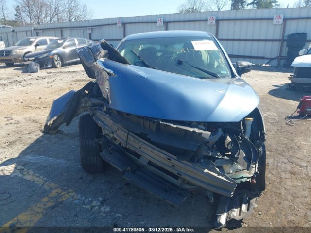 4S3BNAA67J3045388 Subaru Legacy 2.5i