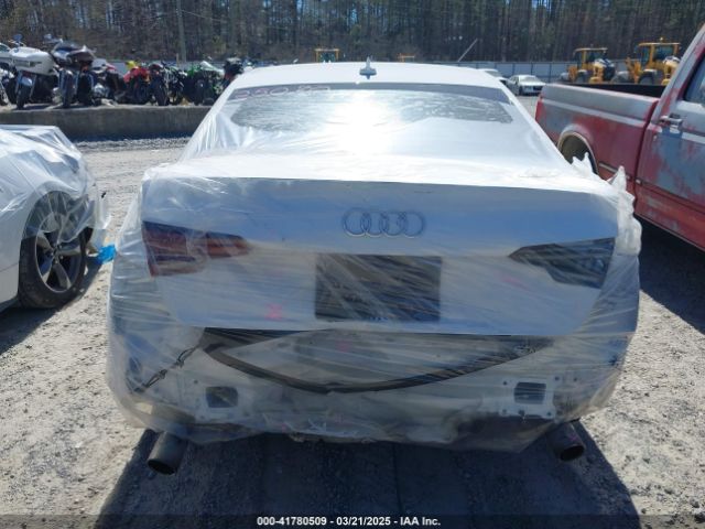 WAUKMAF49JA113290 Audi A4 2.0t Tech Ultra Premium/2.0t Ultra Premium