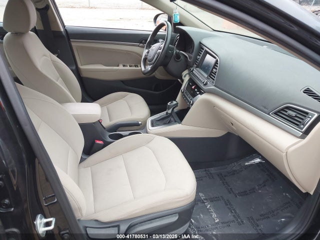 5NPD84LFXJH296909 Hyundai Elantra Value Edition