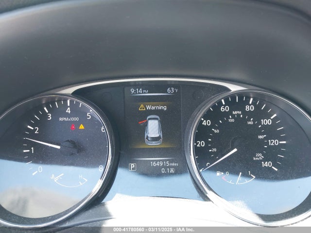 5N1AT2MT4EC816352 Nissan ROGUE SV