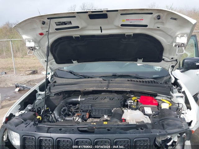 ZACNJDE15PPP17183 Jeep Renegade Altitude 4x4
