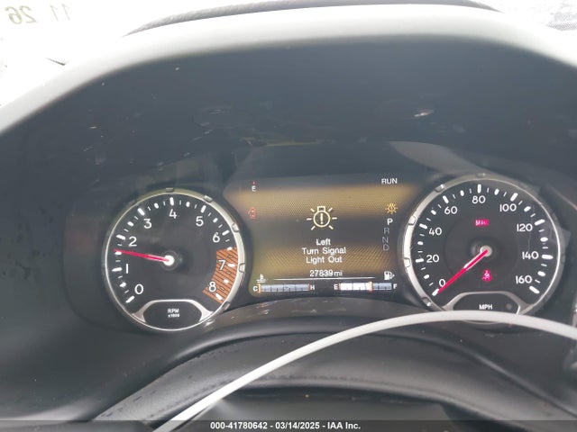 ZACNJDE15PPP17183 Jeep Renegade Altitude 4x4