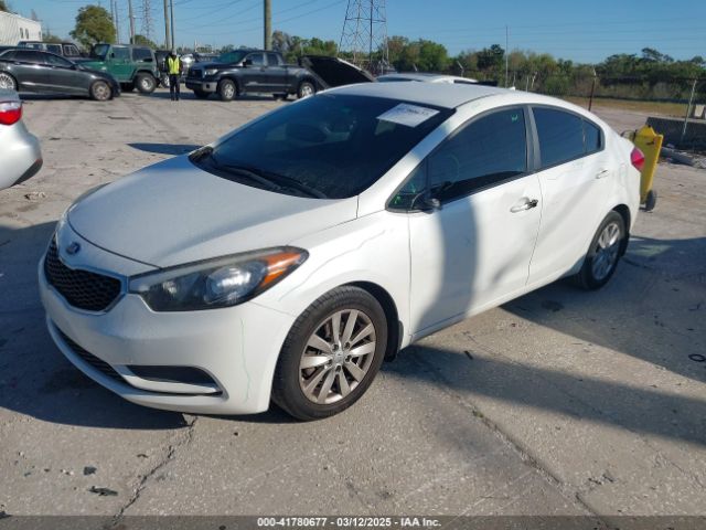 KNAFX4A65F5393647 KIA FORTE LX