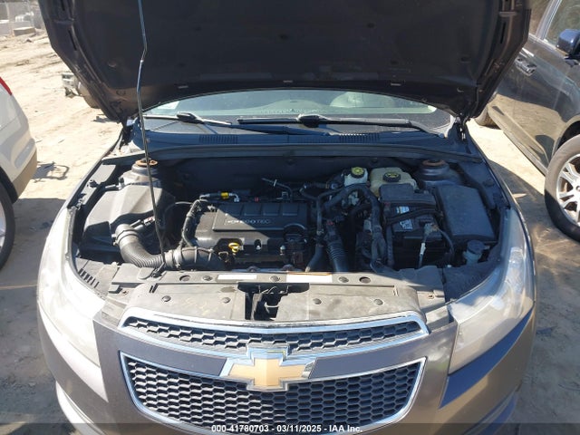 1G1PC5SB9E7435365 Chevrolet Cruze 1lt Auto