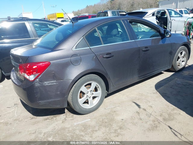 1G1PC5SB9E7435365 Chevrolet Cruze 1lt Auto