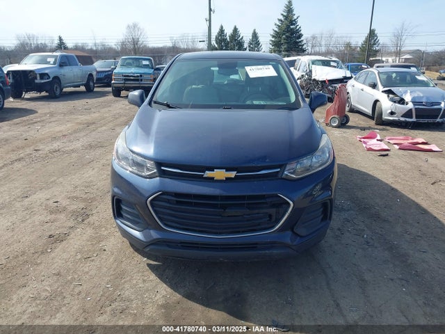 Chevrolet TRAX LS 2018 3GNCJNSB4JL160058 Image 12