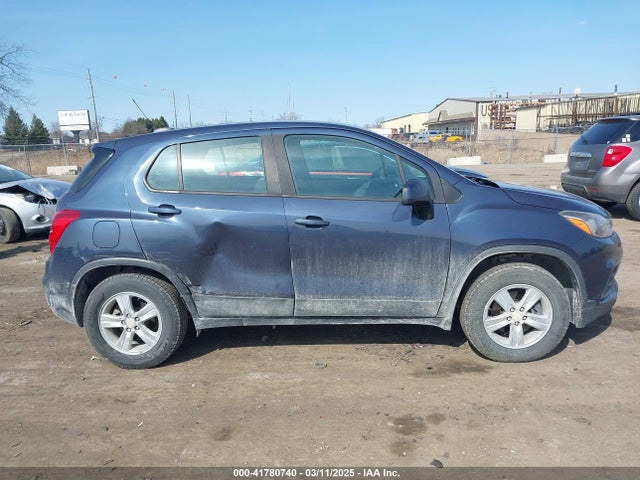 Chevrolet TRAX LS 2018 3GNCJNSB4JL160058 Image 13