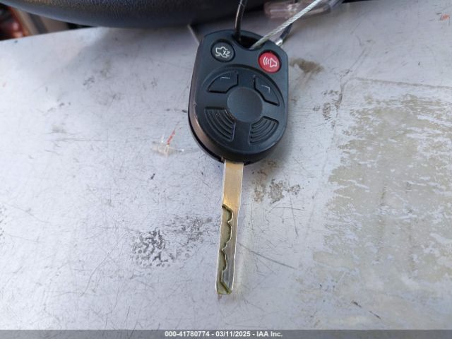 1FMCU9HD2JUC66686 Ford ESCAPE SEL