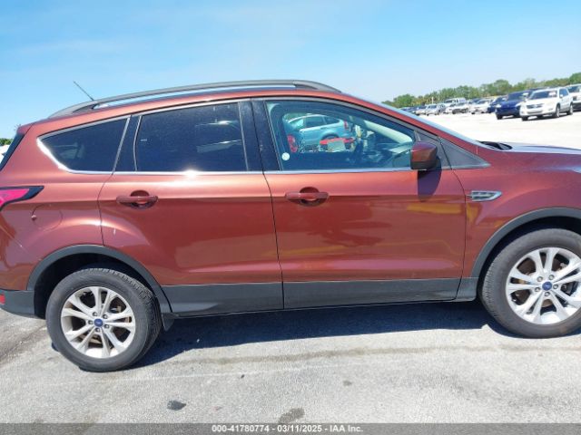 1FMCU9HD2JUC66686 Ford ESCAPE SEL
