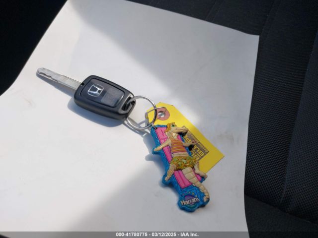 2HKRW6H31JH205659 Honda CR-V LX