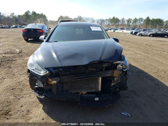 5NPE24AF9JH704843 Hyundai SONATA SE