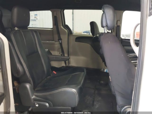 2C4RDGCG5HR693680 Dodge Grand Caravan Sxt
