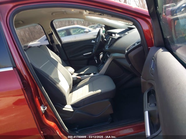 1FMCU0GX6FUA64111 Ford ESCAPE SE