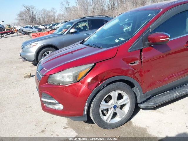 1FMCU0GX6FUA64111 Ford ESCAPE SE