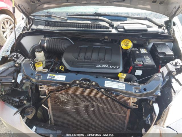 2C4RDGBG6FR576897 Dodge Grand Caravan Se