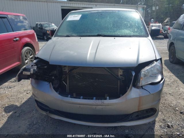 2C4RDGBG6FR576897 Dodge Grand Caravan Se