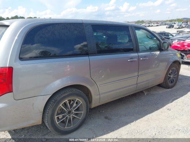 2C4RDGBG6FR576897 Dodge Grand Caravan Se