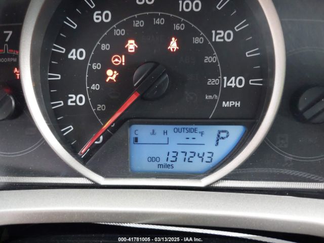 2T3BFREV2FW277169 Toyota RAV4 LE