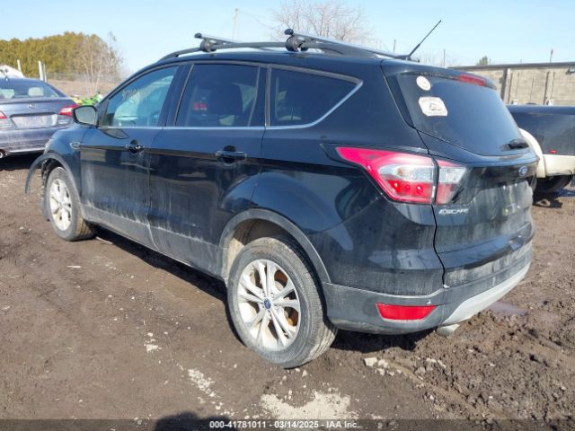 1FMCU9GD4HUD90471 Ford ESCAPE SE