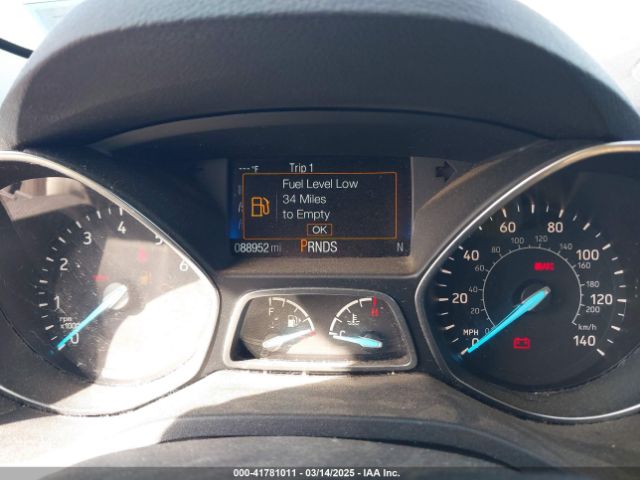 1FMCU9GD4HUD90471 Ford ESCAPE SE