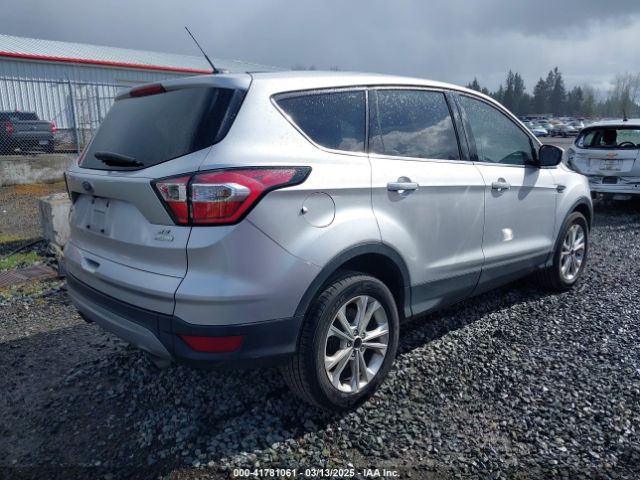 1FMCU0GD7HUC10055 Ford ESCAPE SE