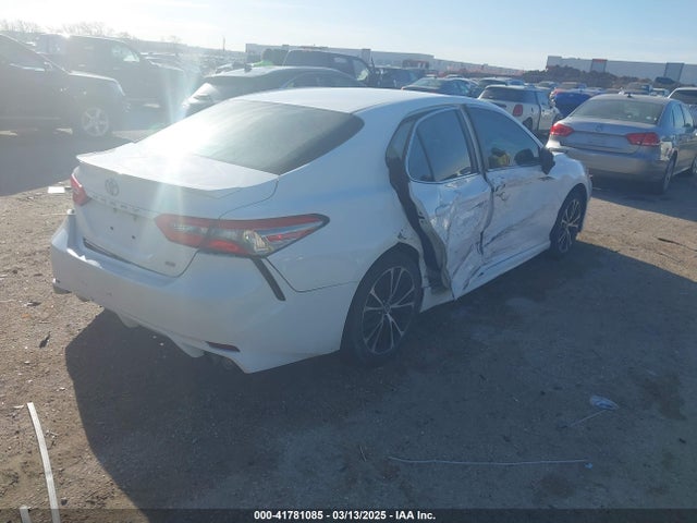 4T1B11HK6JU068231 Toyota CAMRY SE