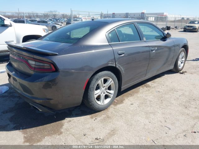 2C3CDXBG0LH117053 Dodge Charger Sxt Rwd
