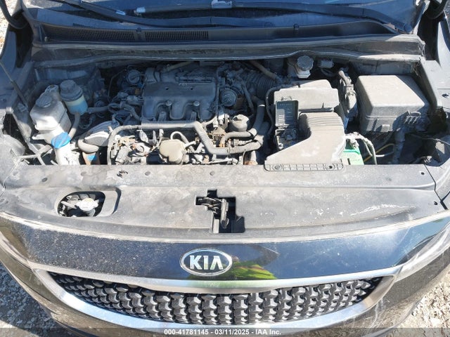 KIA SEDONA LX 2016 KNDMB5C12G6107426 Image 10